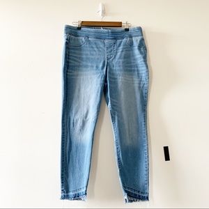 Old Navy Plus Size 14 Pull On Stretch Jeggings